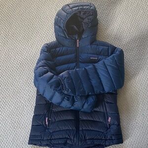 Patagonia kids reversible navy down sweater jacket, XL